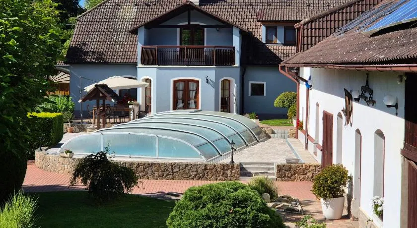Apartmány Močovice - Image 1