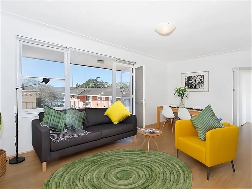 Seaside Serenity at Balmoral Beach: 2 Bedroom Apt - Image 1