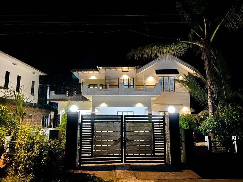 Tomz Villa - Image 1