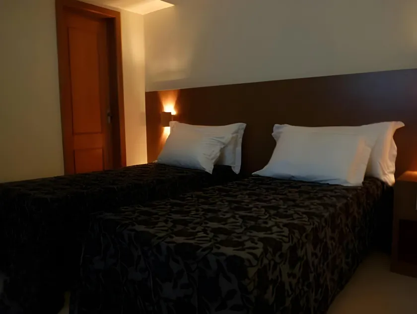 Vox Hotel - Image 1