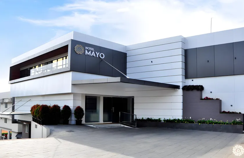 Hotel Mayo - Image 1