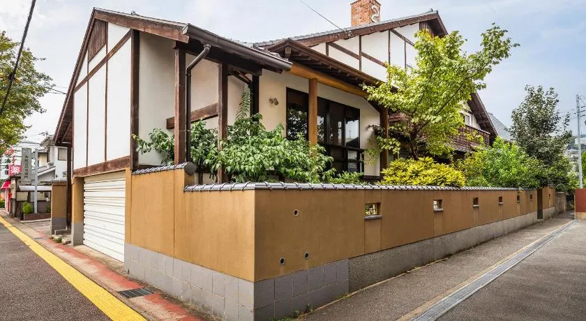 梅光園Fukuoka Traditional House Baikoen I Japanese Style Villa - Image 1