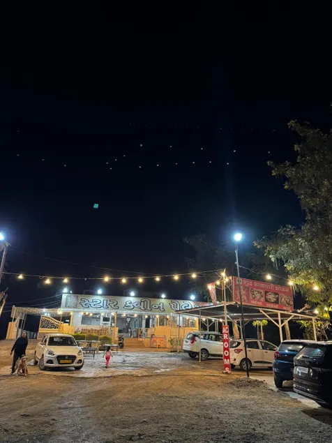 Star Queen Hotel - Image 1