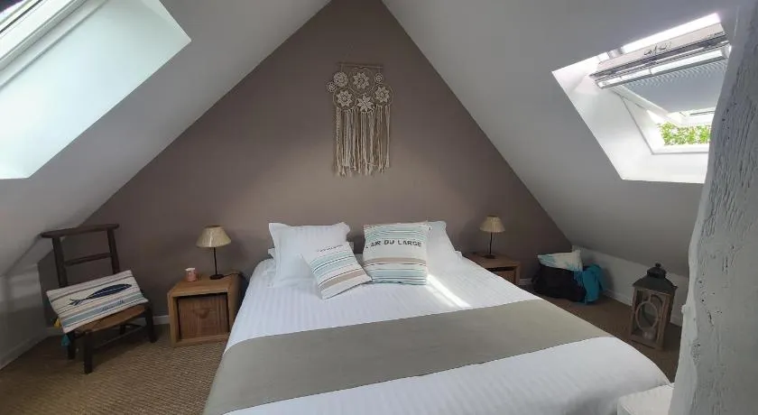 Chambre Mer'veille proche Mont Saint Michel - Image 1