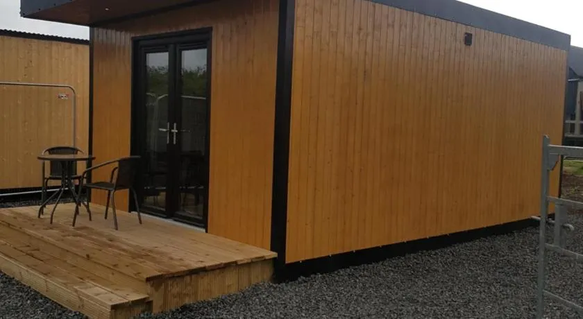Portglenone Garden Rooms - Image 1