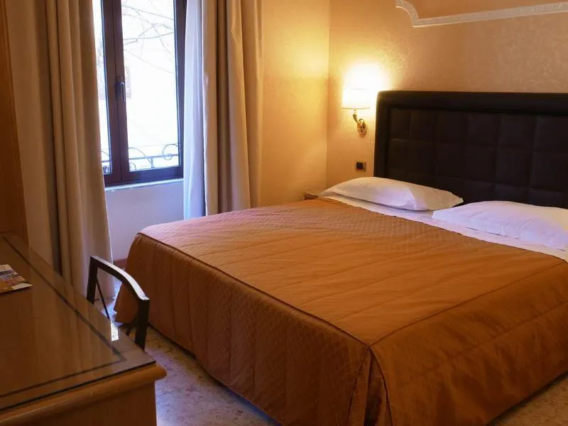Dependance Hotel Dei Consoli - Image 1