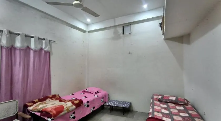 Shubham Home stay kumbha - Image 1