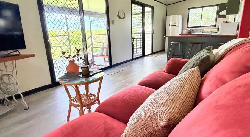 Feng Shui Sugarcane Cabin - Image 1
