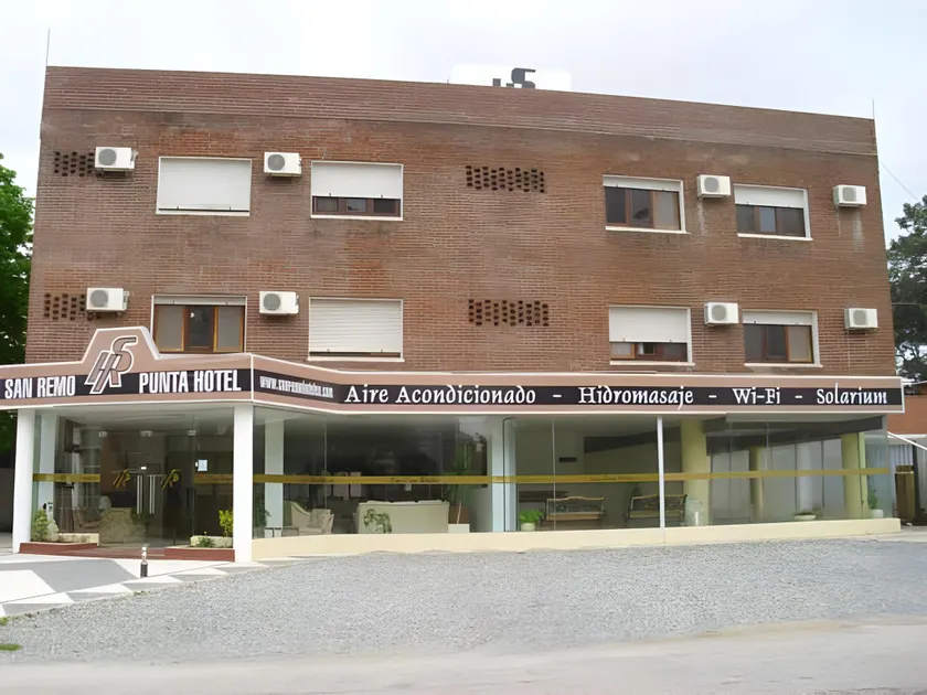 San Remo Punta Hotel - Image 1