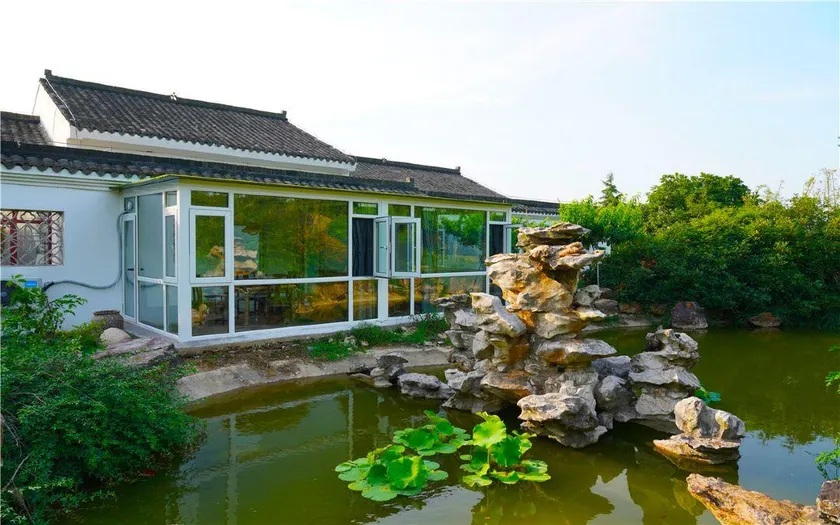 Floral Lux Hotel·Yangshan Taohua Shili Homestay - Image 1