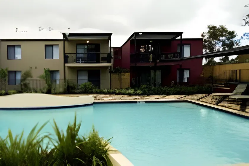 Leeuwin Apartments - Image 1