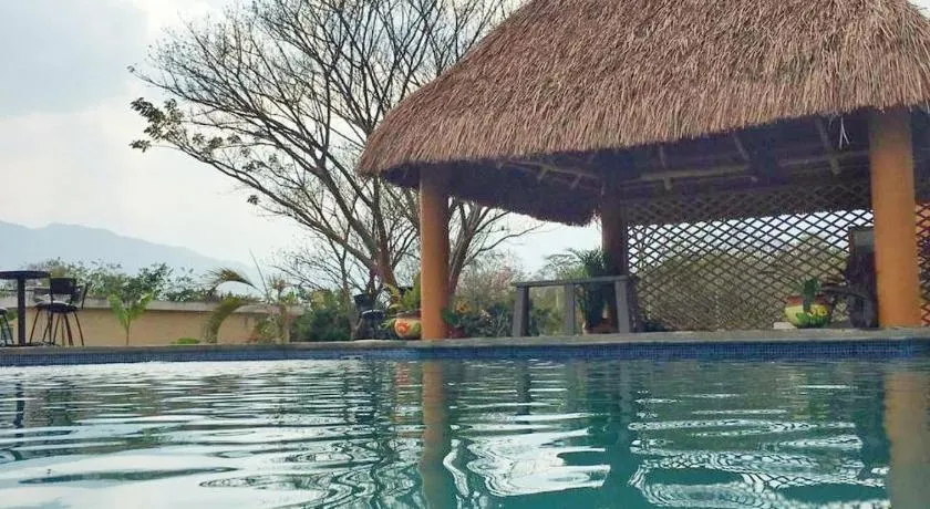 Hotel Vista Verde - Image 1