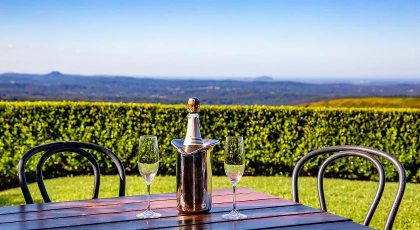 Maleny Views Motel - Image 1