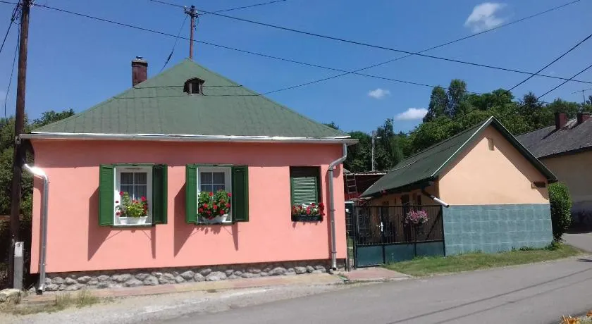 Liána Vendégház - Image 1