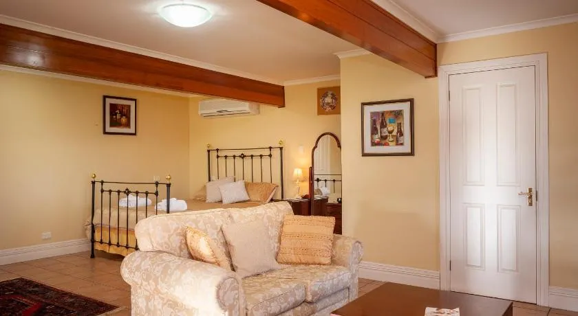 Angaston Saleyards Luxury Accommodation - Image 1