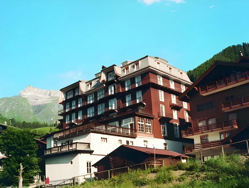 Hotel Regina - Image 1