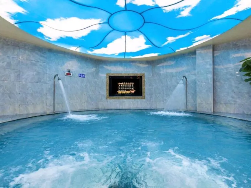 Qingxu Wanhao Hotel - Image 1