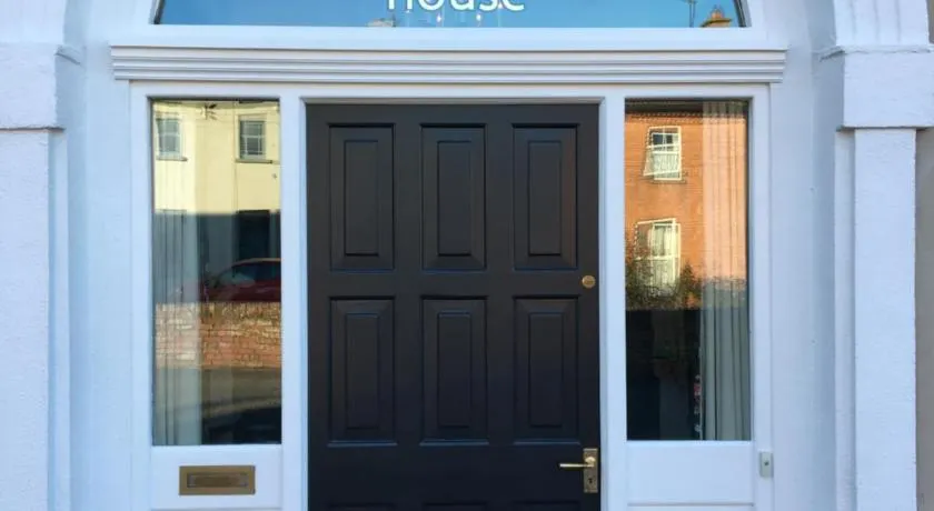 Tom Blake House - Image 1
