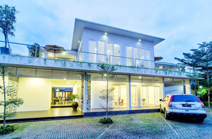 Seruni Guest House - Image 1