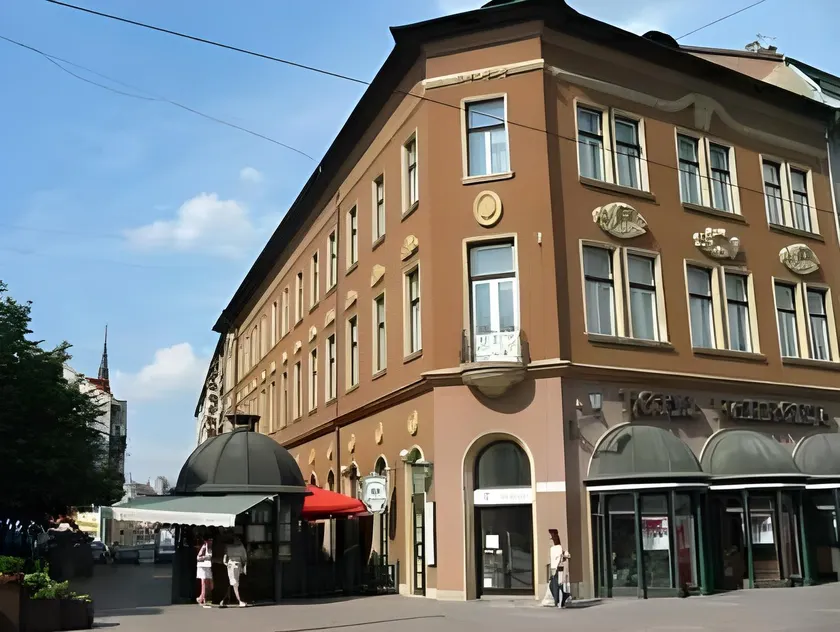 Hotel Pannonia - Image 1