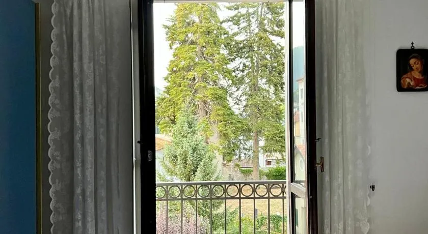 La piazzetta - Image 1