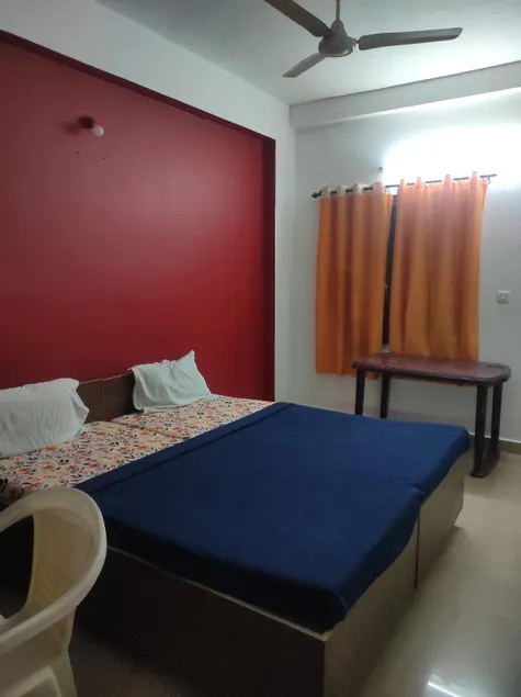 hotel pappilon costal crown ac rooms - Image 1