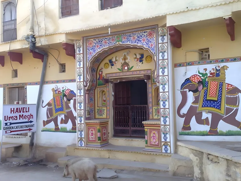 Haveli Uma Megh Paying Guest House - Image 1