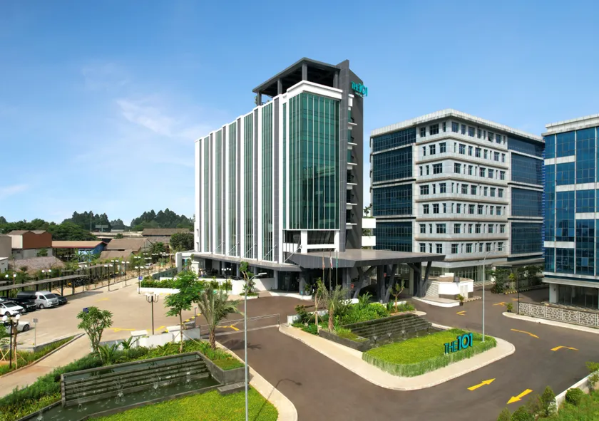 THE 1O1 Jakarta Airport CBC - Image 1