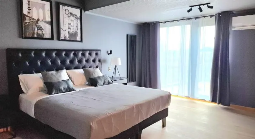 Hotel Boutique 501 - Image 1