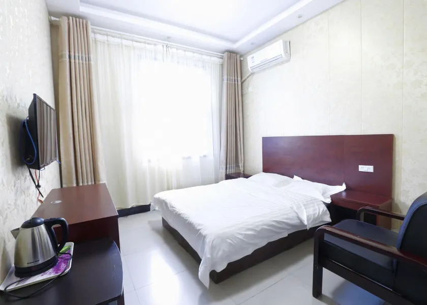 Langyuan Qionglou Express Hotel - Image 1