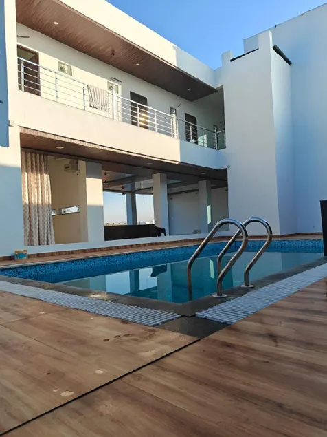 Bindaas Resorts - Image 1