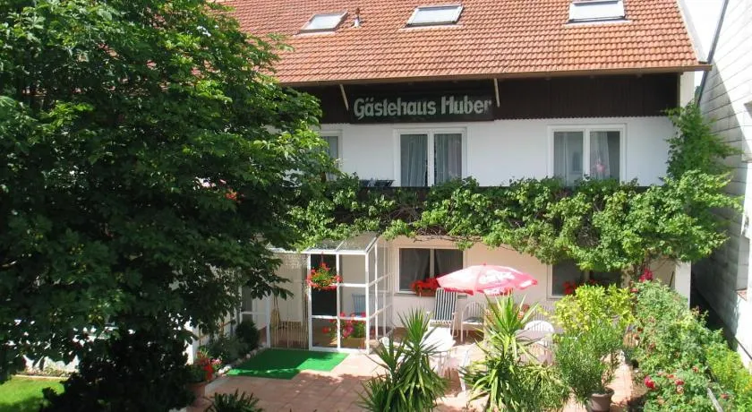 Gästehaus Huber - traditional Sixties Hostel - Image 1