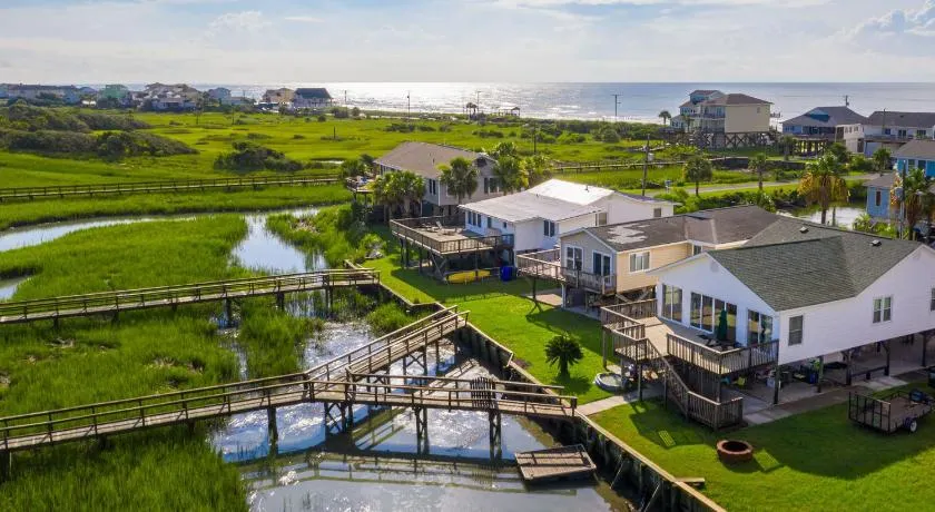 Maison adaptée aux familles avec terrasse et barbecue | Vue plage | À côté de la plage - Image 1