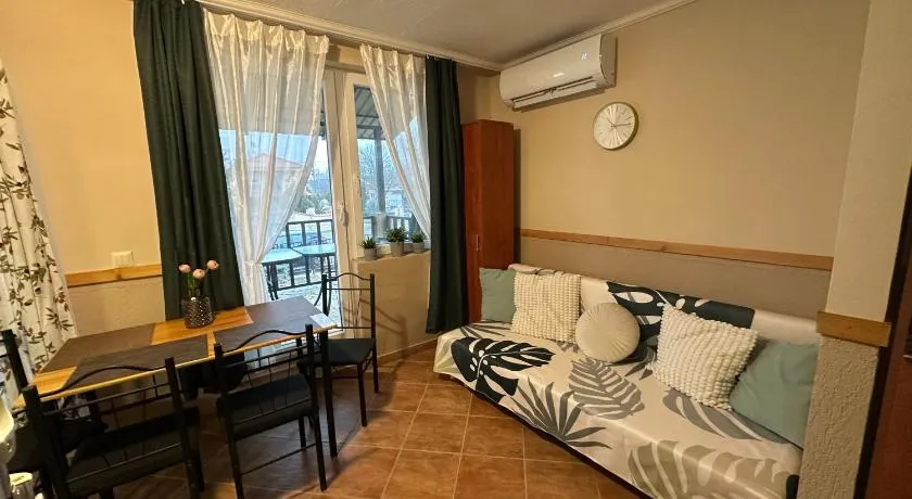 Aranyeső Apartman- 300 méterre a strandtól - Image 1