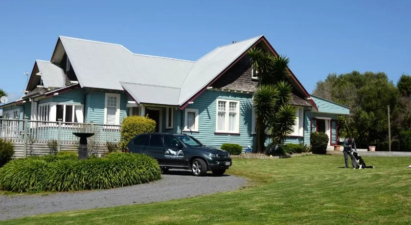 Connemara Country Lodge - Image 1