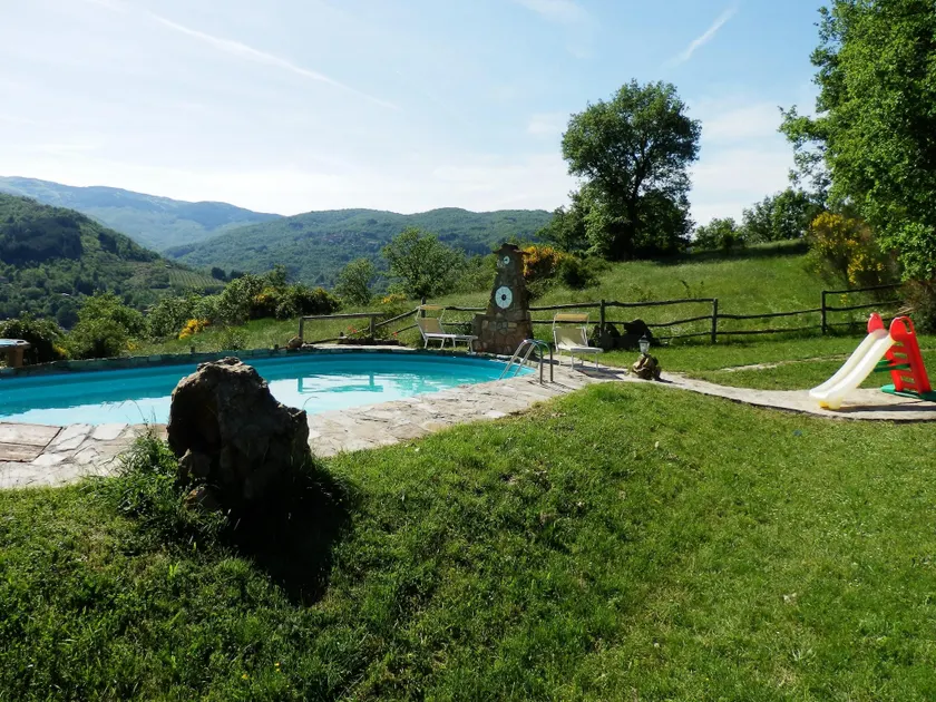 Striking Farmhouse, Ortignano - Image 1