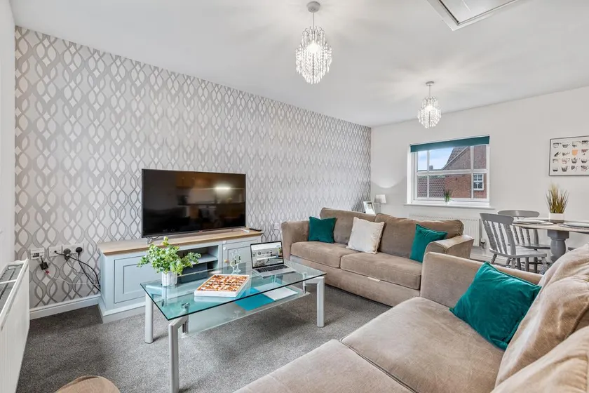 Silver Stag Properties, Modern 2 BR House - Image 1