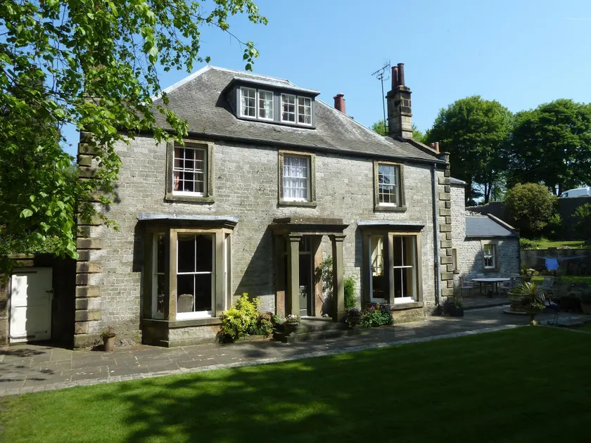 The Old Vicarage B&B - Image 1