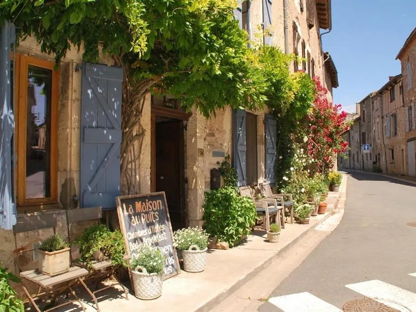 La Maison aux Puits - Image 1
