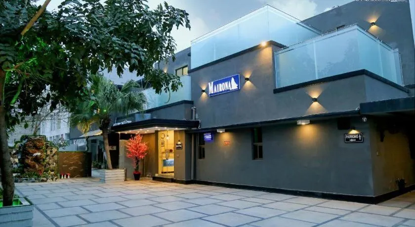 Hotel Mairona Gulberg Lahore - Image 1