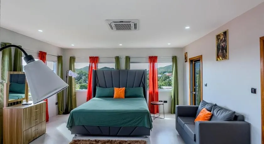 Kozmik Sensetionz Suite - 10min from UVF Airport - Image 1