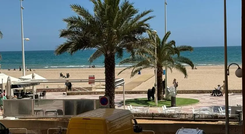 precioso apartamento a 10 metros de la playa - Image 1