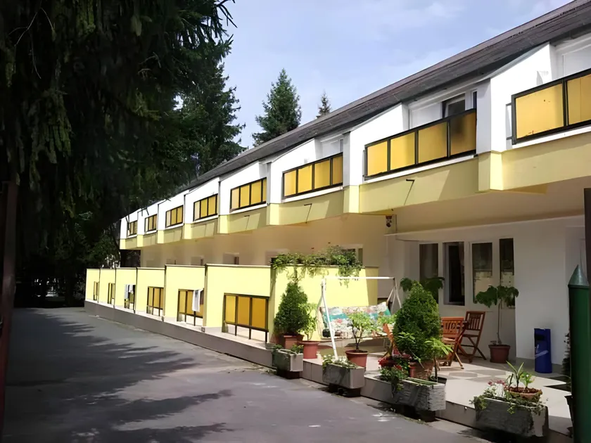 Lipicai Hotel és Étterem - Image 1