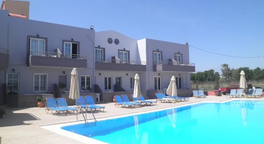 Haridimos Apartments - Image 1
