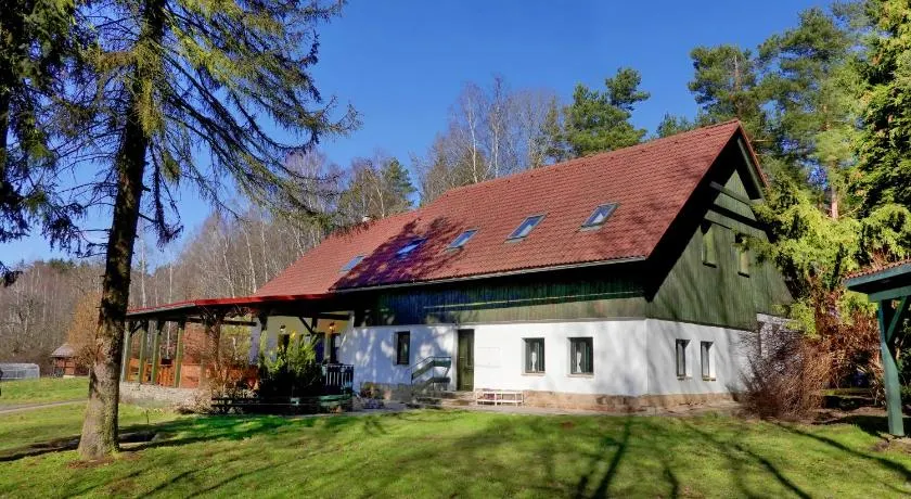 MÍSTO v ráji - Penzion na Klokočských skalách - Image 1