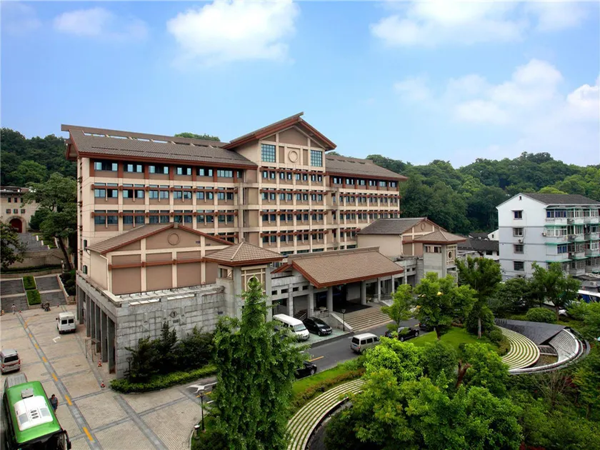 Hangzhou Lizhengmen Hotel - Image 1
