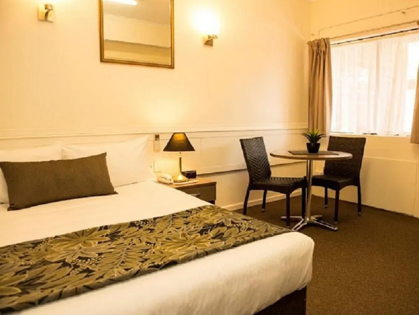 Garden City Motor Inn - Image 1
