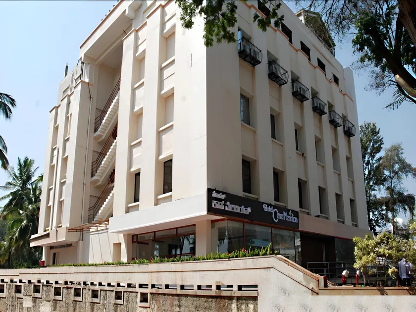 Hotel Casa Meridian - Image 1