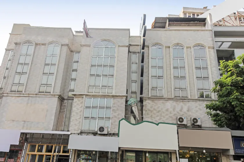 OYO Hotel Baseraa Inn Near Lumbini Park - Image 1