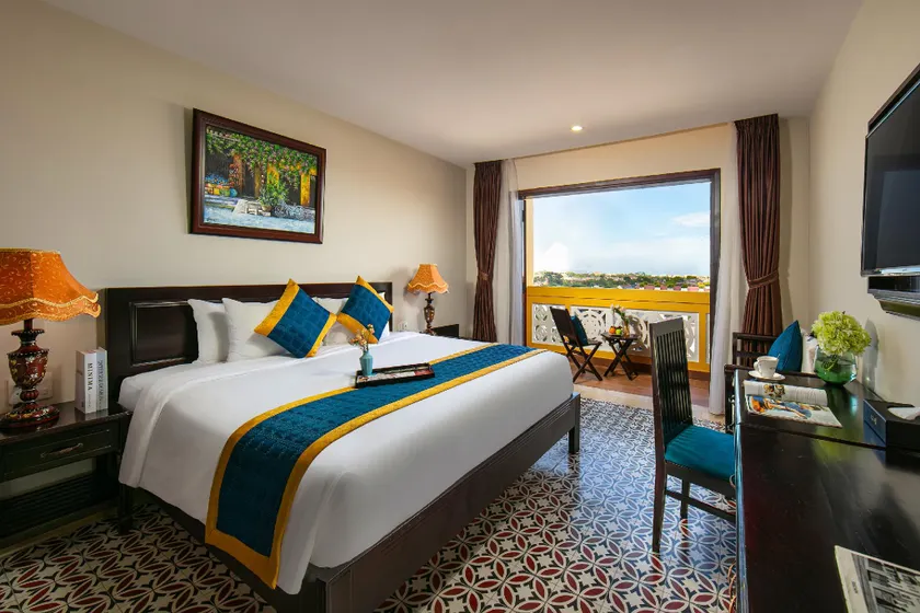La Charm Hoi An Hotel - Peaceful Boutique In Old Town - Image 1